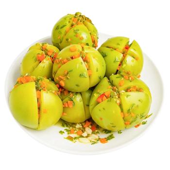 Salted Cut Tomatoes with Garlic and Pepper