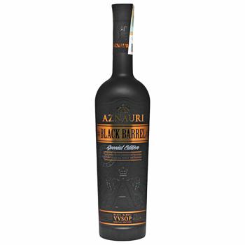 Бренди Aznauri Black Barrel 5 лет 40% 0,5л - купить, цены на КОСМОС - фото 1