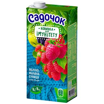 Нектар Садочок Яблоко-малина-земляника с мякотью 0,95л - купить, цены на КОСМОС - фото 1