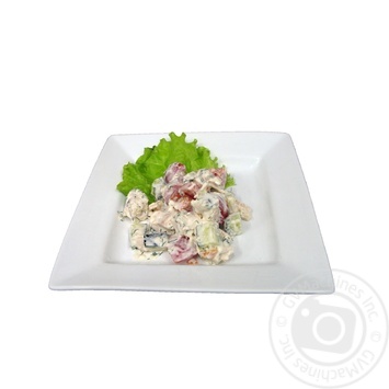 Салат овощной с курицей купить, цены на МегаМаркет - фото 1