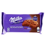 Печенье Milka Sensations с какао, с начинкой и кусочками молочного шоколада 156г