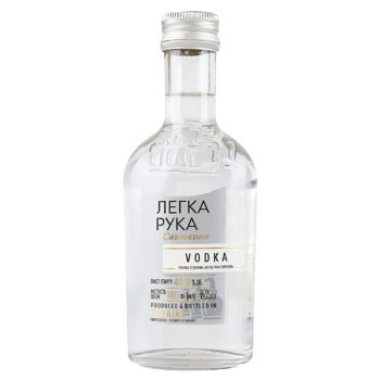 Lehka Ruka Sviatkova Special Vodka 40% 180ml