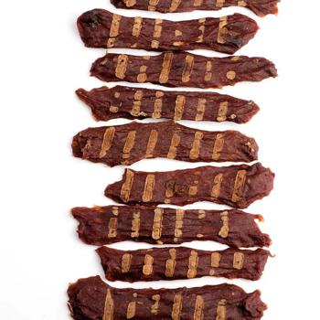 Ласощі для собак Mavsy Refined jerky 100 г - оленина - купить, цены на MasterZoo - фото 2