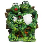 Скульптура Семья Лягушек на скамейке 40см