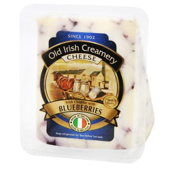 Сыр Old Irish Creamery Чеддер ирландский с черникой 50% 150г