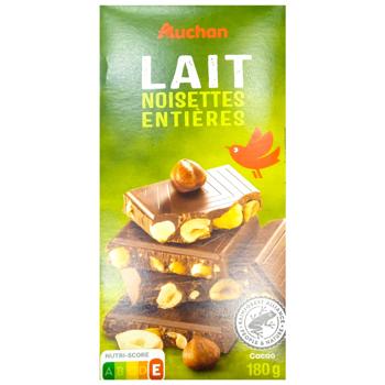 Шоколад молочний Auchan з цільним фундуком 182г