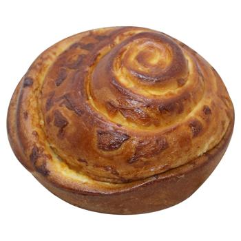 Рулет з кремом, шт - купити, ціни на КОСМОС - фото 1