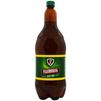 Пиво Радомишль 1,8л ПЕТ - купить, цены на МегаМаркет - фото 1