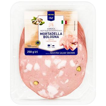 Ковбаса Metro Chef Мортаделла Болонська варена з фісташками нарізка 250г