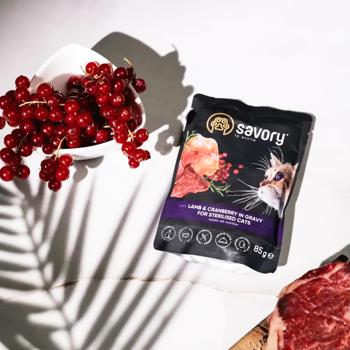 Savory Sterilized упаковка вологого корму для котів 22 шт х 85 г - ягня та журавлина - купити, ціни на MasterZoo - фото 4