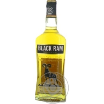 Віскі Black Ram 40% 0.7л х3 купити, ціни на МегаМаркет - фото 1