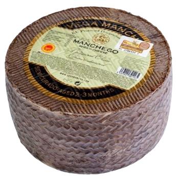 Сир Vega Mancha Manchego з овечого молока 55% - купити, ціни на Чудо Маркет - фото 1