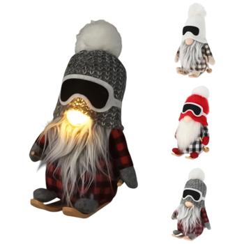 Фигурка Koopman Гном на лыжах с подсветкой 23см в ассортименте