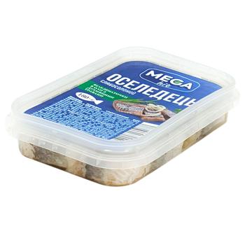 Оселедець Mega hit філе-шматочки слабосолений в олії з духмяними травами 180г - купити, ціни на Чудо Маркет - фото 1