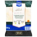 Сыр Metro Chef Parmigiano Reggiano твердый тертый 32% 500г