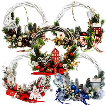 Новорічний вінок 0041 - купить, цены на МегаМаркет - фото 1