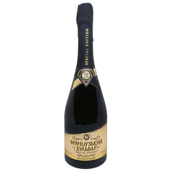 Вино игристое Французский бульвар Special Edition белое полусладкое 10,5-13,5% 0,75л