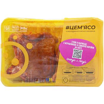 Стейк #ЦЕМ'ЯСО в маринаде с клюквой из свиной корейки на кости охлажденный ~1кг - купить, цены на Auchan - фото 2