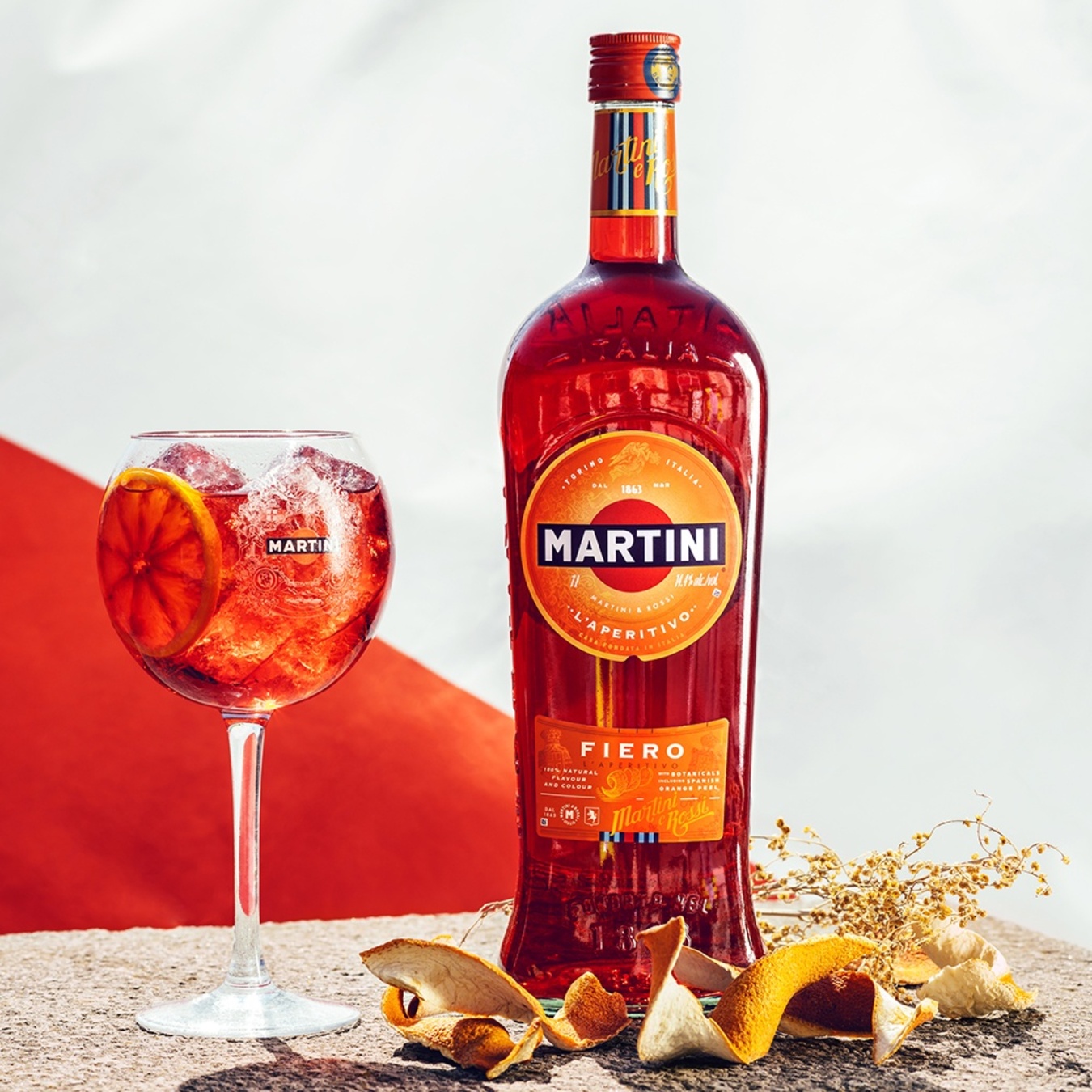 

Вермут Martini Fiero красный десертный 14,9% 0,75л