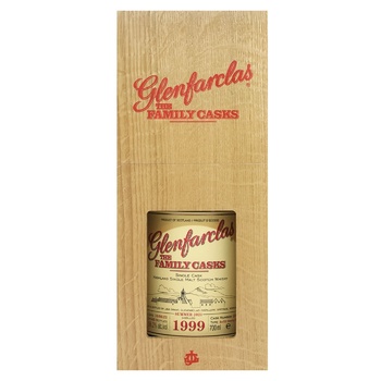 Виски Glenfarclas The Family Cask 1999 58% 0,7л - купить, цены на - фото 3