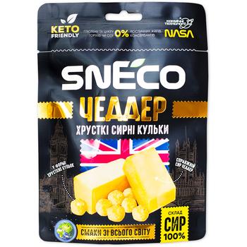 Снэк сырный Sneco Чеддер 30г - купить, цены на Auchan - фото 1