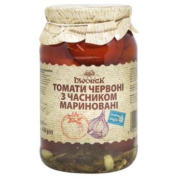 Помідори Dworek-1905 з часником 880г - купити, ціни на NOVUS - фото 1