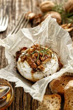 Baked camembert