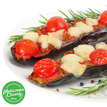 Баклажаны запеченные с красным песто и моцареллой