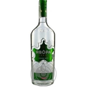 Водка Явора Кленовая Чиста 40% 0,7л купить, цены на МегаМаркет - фото 1